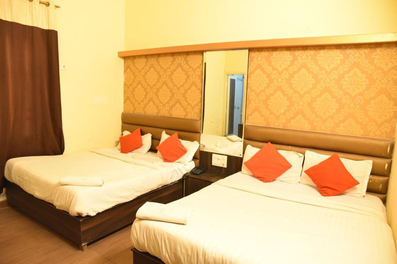 Hotel C-9 Jaipur Eksteriør bilde