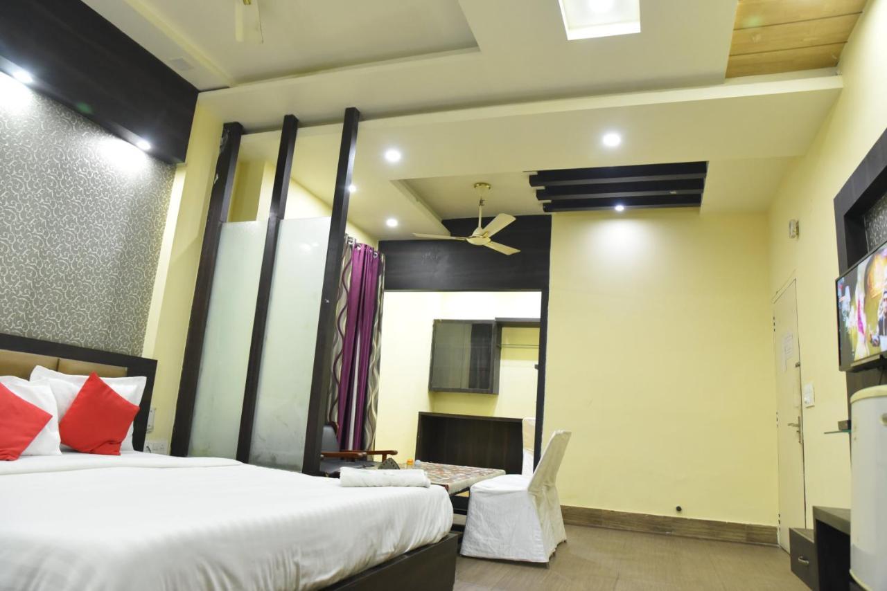 Hotel C-9 Jaipur Eksteriør bilde