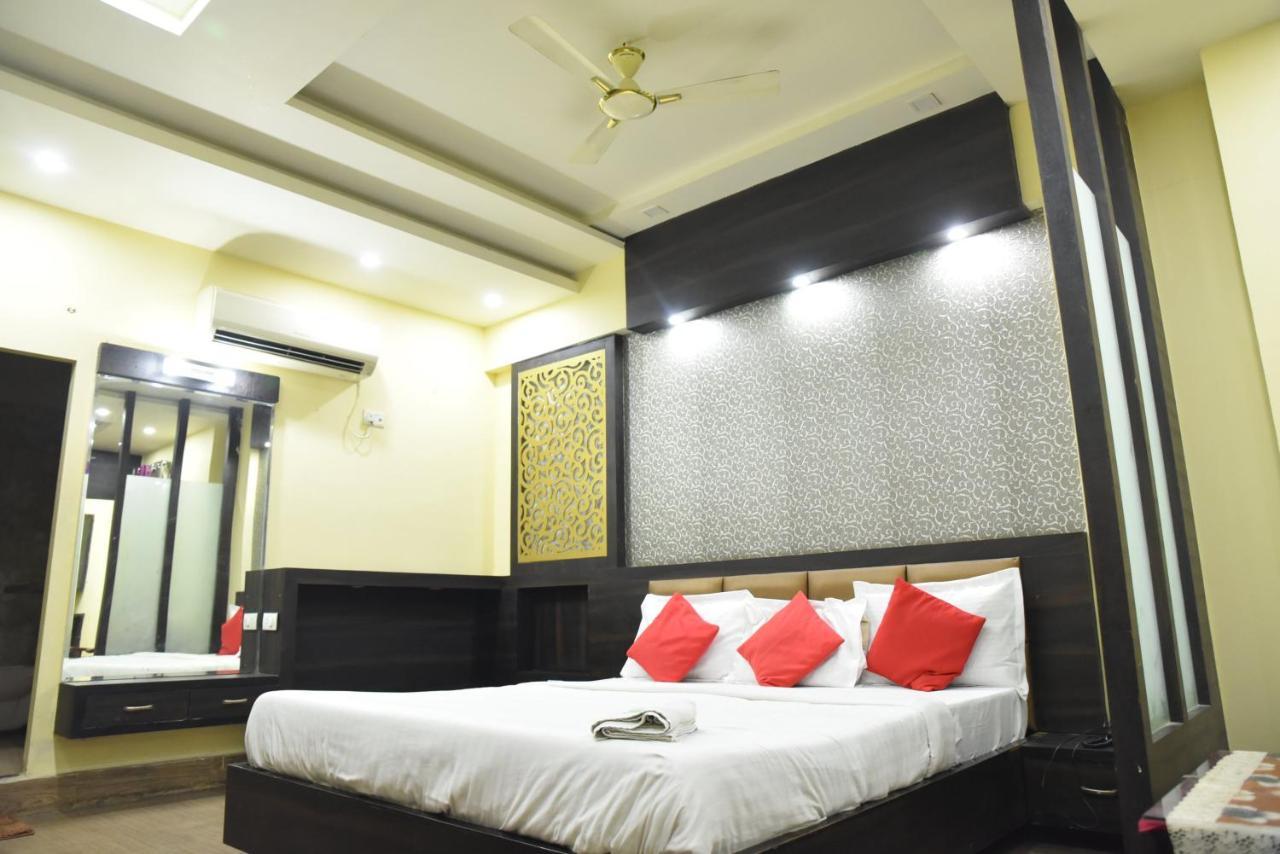 Hotel C-9 Jaipur Eksteriør bilde