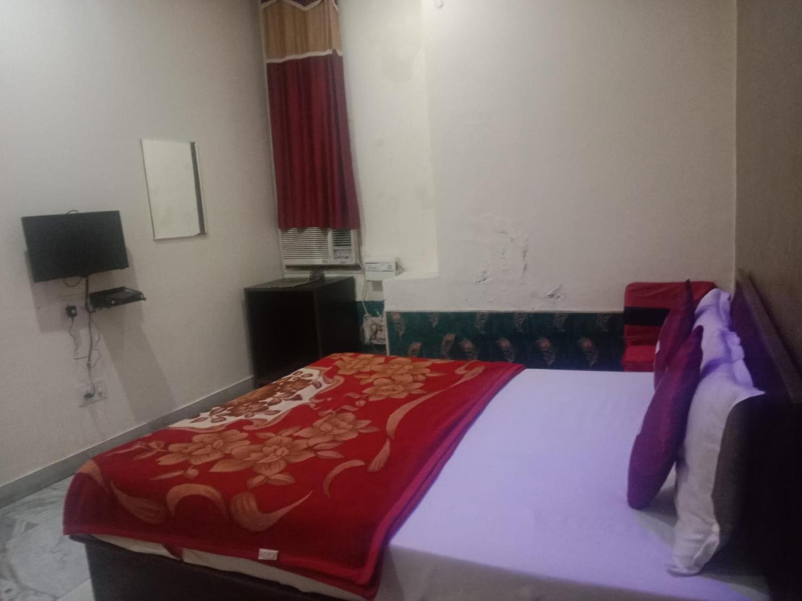 Hotel C-9 Jaipur Eksteriør bilde