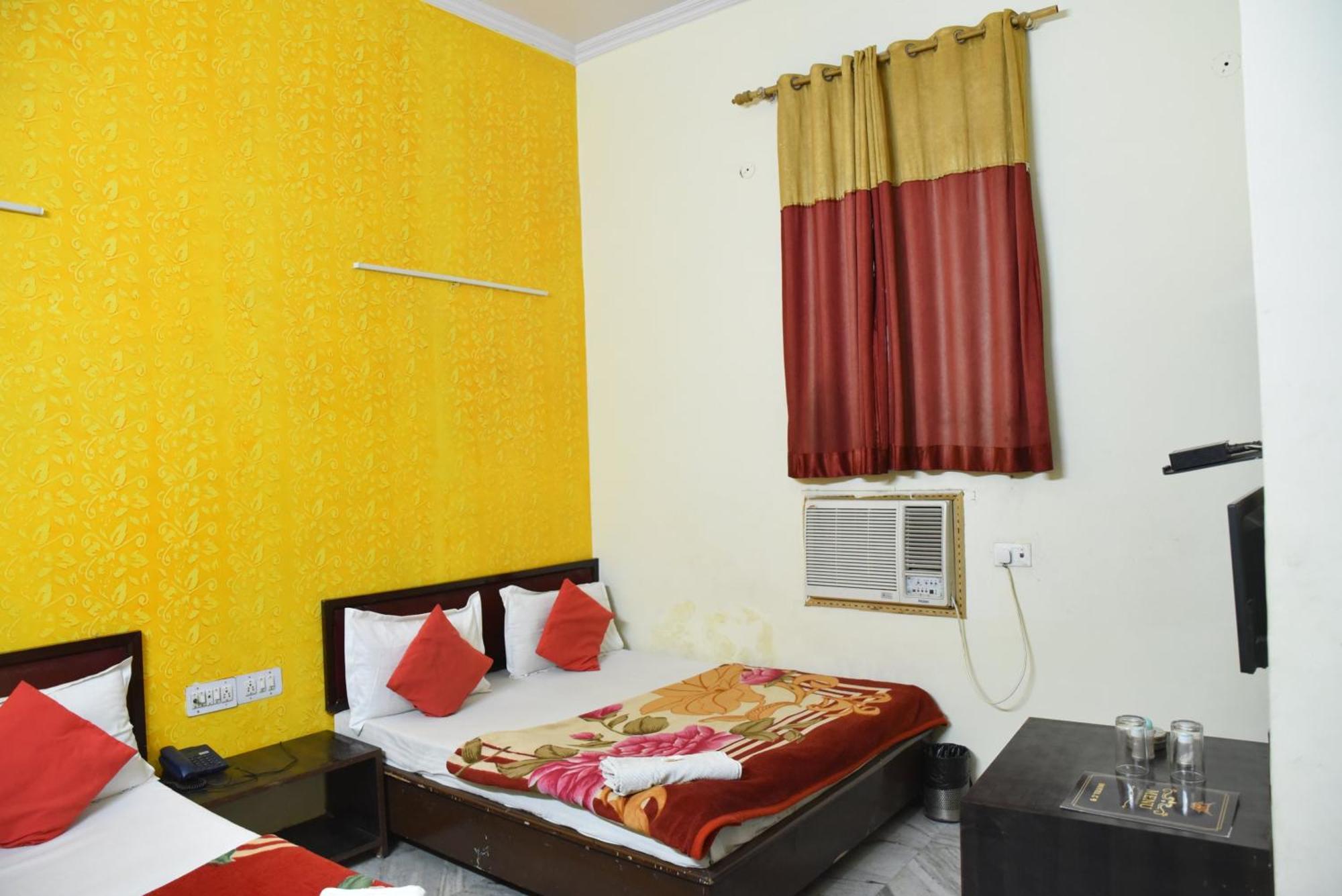 Hotel C-9 Jaipur Eksteriør bilde