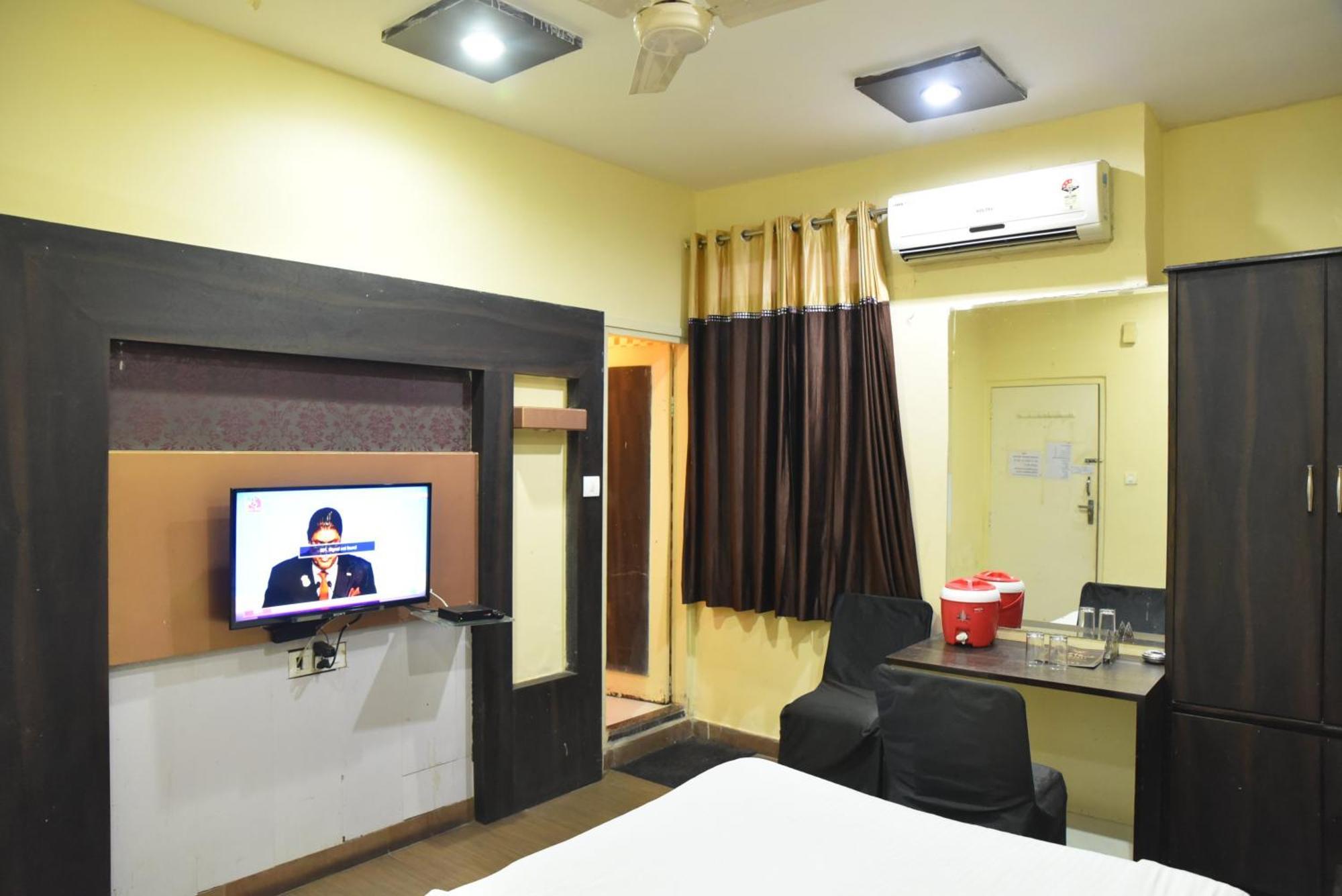 Hotel C-9 Jaipur Eksteriør bilde