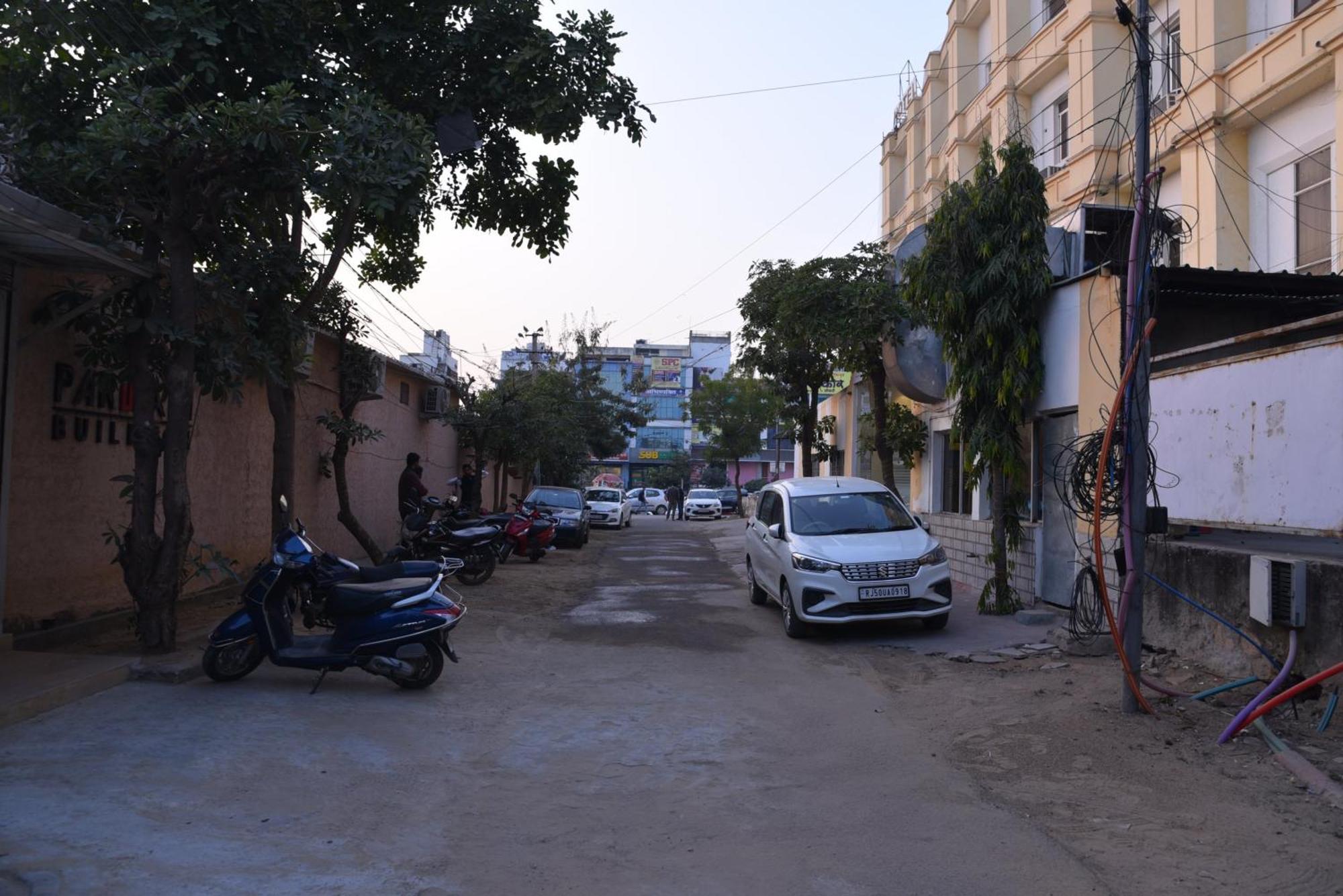 Hotel C-9 Jaipur Eksteriør bilde